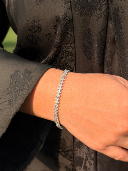 Avelis Crystal Bracelet