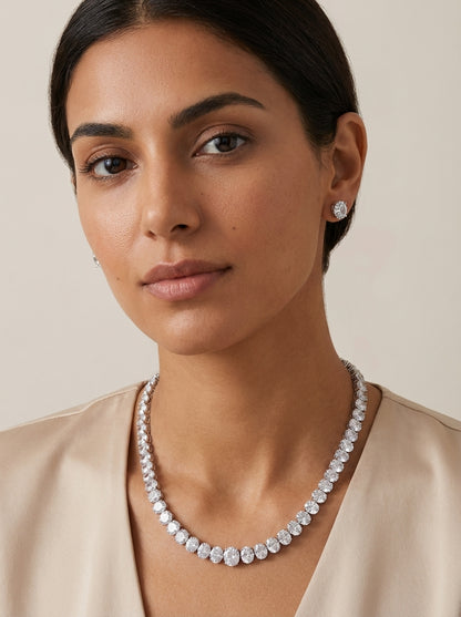 Lumière Classic Stud Earrings