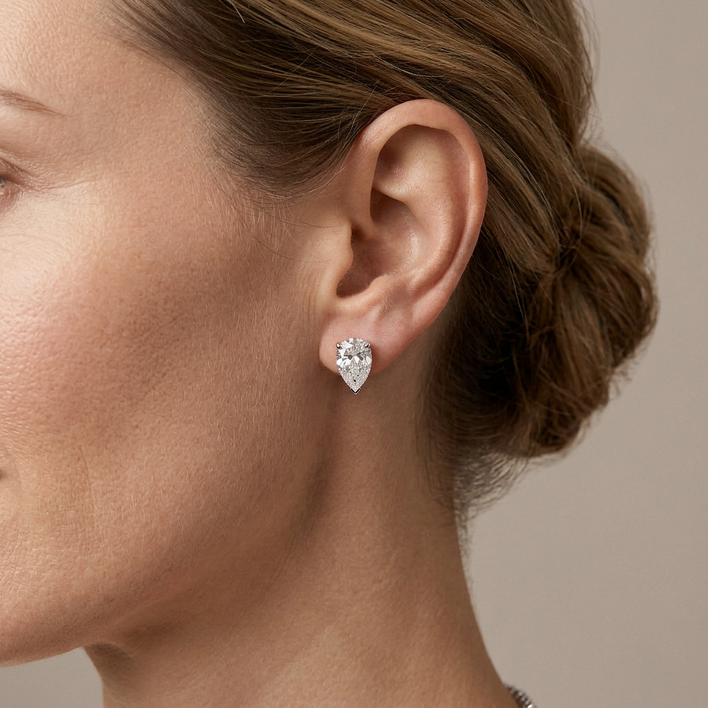 Avelis Diamond Earrings
