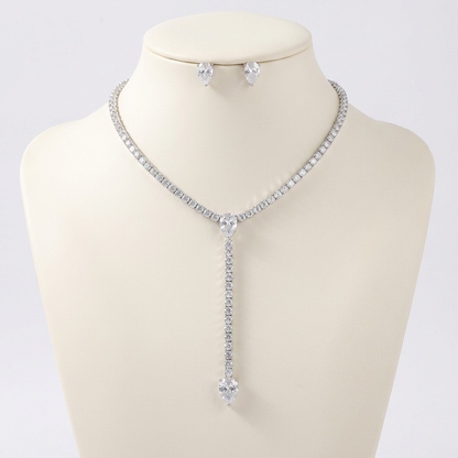 Lunara Diamond Necklace