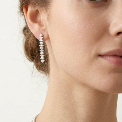 Avelis Crystal Earrings