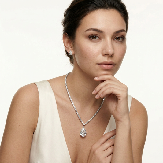 Ivora Drop Crystal Necklace