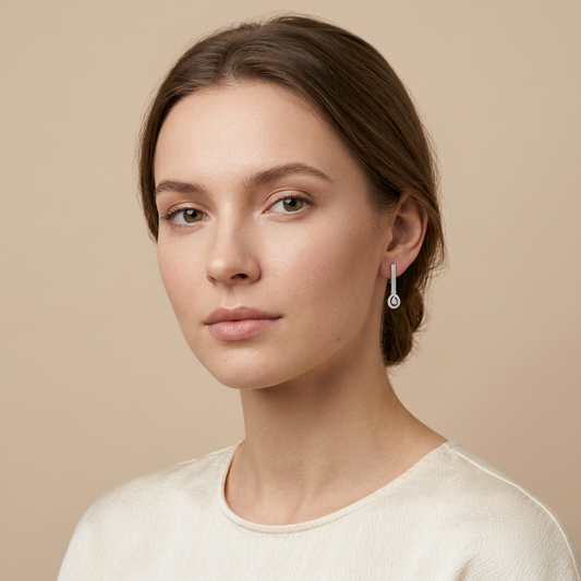 Élevé Drop Earrings