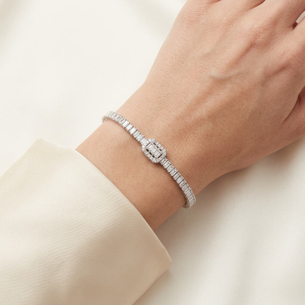 Orlena Line Bracelet