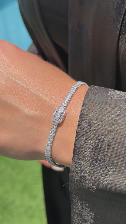 Orlena Line Bracelet