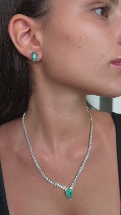 Avelis Emerald Necklace