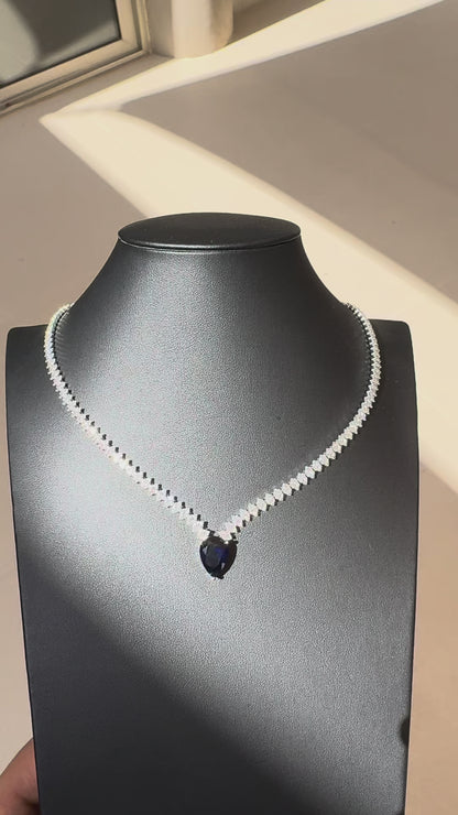 Avelis Sapphire Necklace